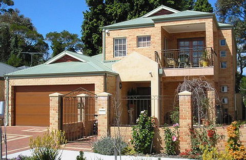 Townhouse Building Company - Builder Guide 2