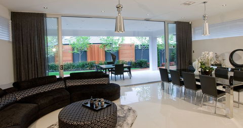Dechellis Homes - Builder Guide 2
