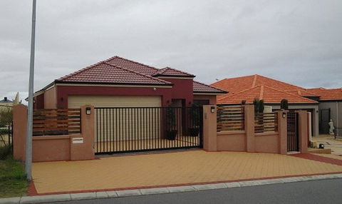 Ausmak Holdings Pty Ltd - Builder Guide 1
