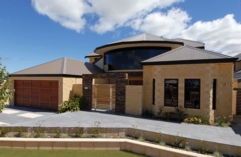 Qest Holdings - Builder Guide 1