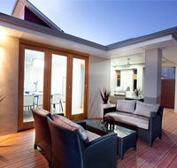 Weeks Peacock Homes - Builder Guide
