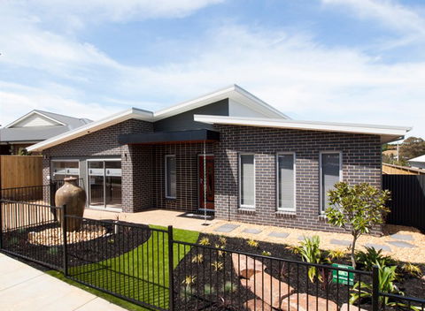 Bambridge Homes - Builder Guide 0