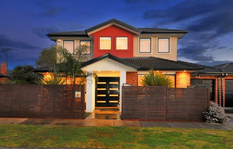 Studley Homes - Builder Guide 1